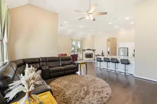 2239 Plum Creek Dr, Manvel, TX 77578 - Photo 5