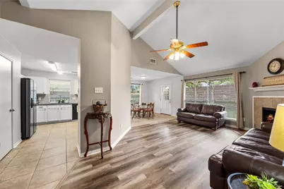 21139 Wildcroft Drive, Katy, TX 77449 - Photo 7