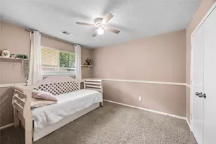 21139 Wildcroft Dr, Katy, TX 77449 - Photo 15