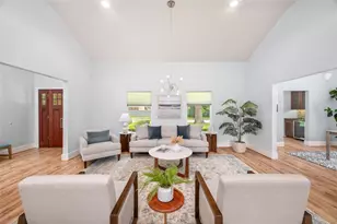 4606 Staunton St, Houston, TX 77027 - Photo 5