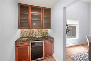 4606 Staunton St, Houston, TX 77027 - Photo 9