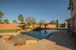 2802 Silhouette Bay Dr, Pearland, TX 77584 - Photo 27