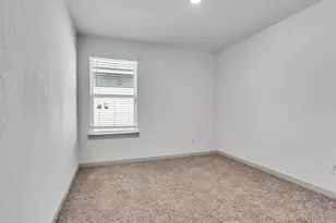 818 Betsy Hl Dr, Rosharon, TX 77583 - Photo 23