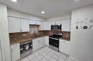 2114 Greenbriar Colony Dr, Houston, TX 77032 - Photo 7
