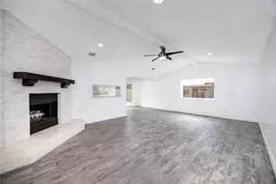 418 Land Grant Dr, Richmond, TX 77406 - Photo 5