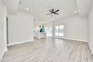 7815 Joy St, Houston, TX 77028 - Photo 9