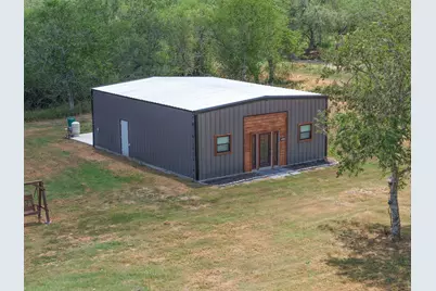 1543 Fm 446, Victoria, TX 77905 - Photo 11