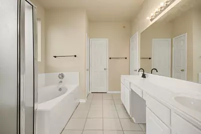 3406 Waterwind Court, Friendswood, TX 77546 - Photo 9