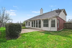 3406 Waterwind Ct, Friendswood, TX 77546 - Photo 23