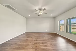 1911 Starlight St, Angleton, TX 77515 - Photo 11