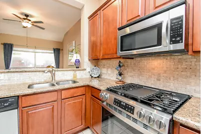 7206 Welshwood Lane, Sugar Land, TX 77479 - Photo 11