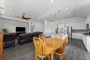 13950 Ginger Rose Ct, Pearland, TX 77584 - Photo 9