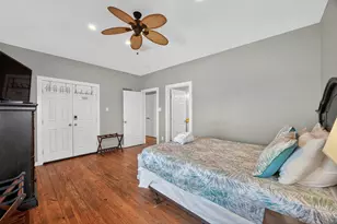 18607 Warrior Rd, Galveston, TX 77554 - Photo 19