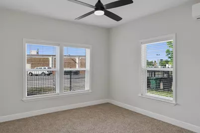 7928 Elvera Street, Houston, TX 77012 - Photo 15