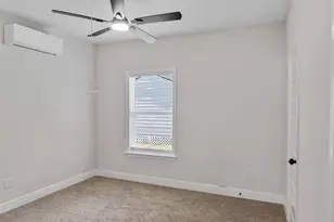 7928 Elvera St, Houston, TX 77012 - Photo 7