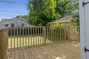 7928 Elvera St, Houston, TX 77012 - Photo 19