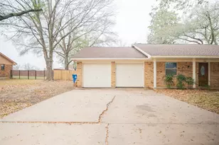 3050 Orange St, Waller, TX 77484 - Photo 3