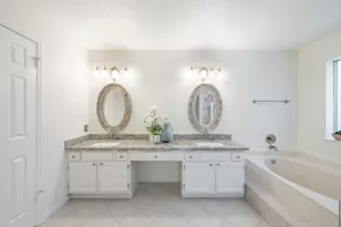 23 E Stony Bridge Cir, The Woodlands, TX 77381 - Photo 27