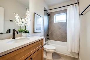 6522 Old Olive Tree Dr, Houston, TX 77091 - Photo 5