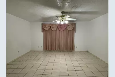 13130 Kingsmill Drive, Sugar Land, TX 77478 - Photo 7