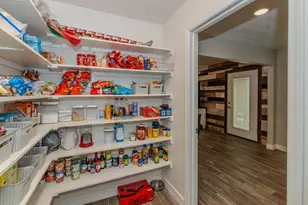 475 Concord St, Vidor, TX 77662 - Photo 11