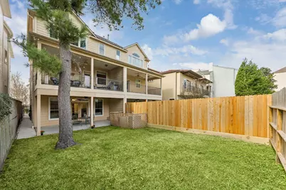 210 Malone Street, Houston, TX 77007 - Photo 1