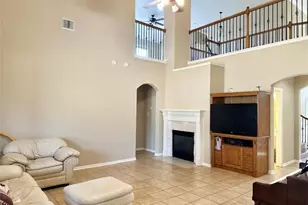 3723 Tumbling Falls Dr, Manvel, TX 77578 - Photo 5