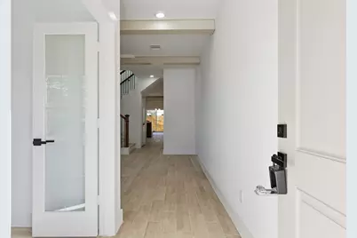 421 S Nugent Street, La Porte, TX 77571 - Photo 3