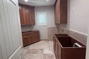 1001 Harbor Ln, La Joya, TX 78560 - Photo 13