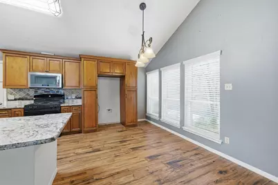 15611 Meadow Village Drive, Houston, TX 77095 - Photo 15