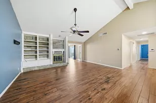 15611 Meadow Village Dr, Houston, TX 77095 - Photo 11