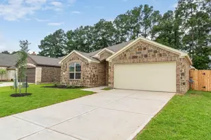 18219 Willow Edge Dr, Tomball, TX 77375 - Photo 1