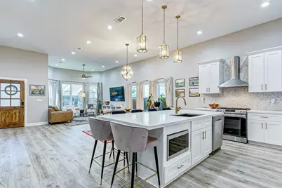 2008 Common Street, Houston, TX 77009 - Photo 13