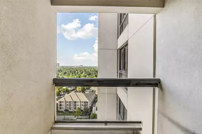 49 Briar Hollow Lane #1904, Houston, TX 77027 - Photo 19