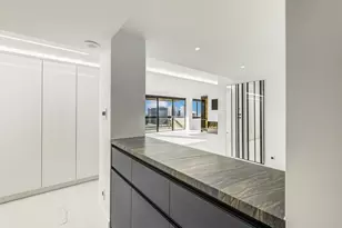 49 Briar Hollow Ln, Houston, TX 77027 - Photo 25