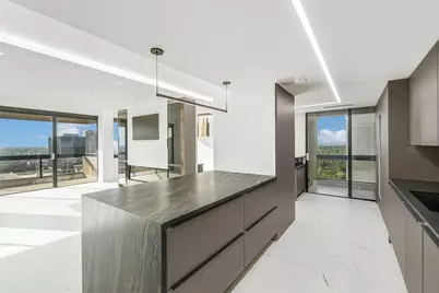 49 Briar Hollow Lane #1904, Houston, TX 77027 - Photo 9