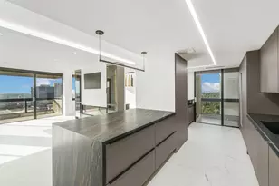 49 Briar Hollow Ln, Houston, TX 77027 - Photo 9