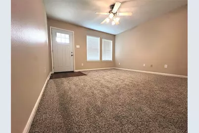 5525 N Buffalo Circle, Willis, TX 77378 - Photo 3