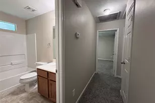 5525 N Buffalo Cir, Willis, TX 77378 - Photo 7