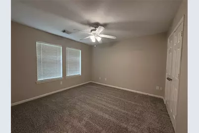 5525 N Buffalo Circle, Willis, TX 77378 - Photo 9