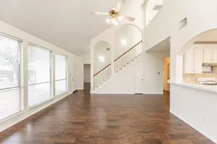 910 Presley Way, Sugar Land, TX 77479 - Photo 15