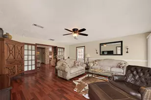 306 W Castle Harbour Dr, Friendswood, TX 77546 - Photo 15