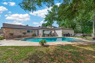 306 W Castle Harbour Dr, Friendswood, TX 77546 - Photo 47