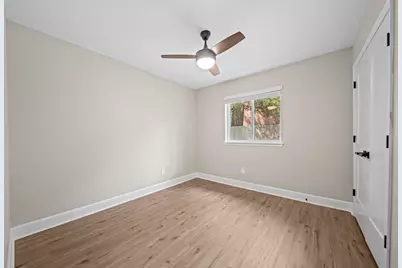 27 Lazy Morning Place, The Woodlands, TX 77381 - Photo 19
