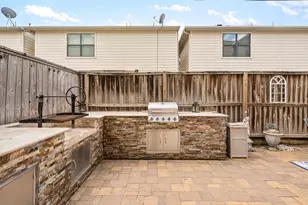 548 Westcross St, Houston, TX 77018 - Photo 27