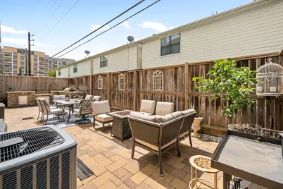 548 Westcross Street, Houston, TX 77018 - Photo 3