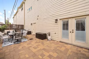 548 Westcross St, Houston, TX 77018 - Photo 29