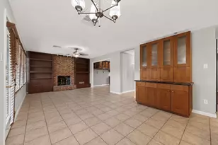 11730 Dorrance Ln, Meadows Place, TX 77477 - Photo 11