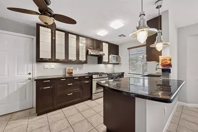 11730 Dorrance Lane, Meadows Place, TX 77477 - Photo 19