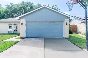 10110 Hollow Canyon Dr, Sugar Land, TX 77498 - Photo 7